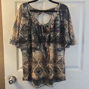 Women's Top